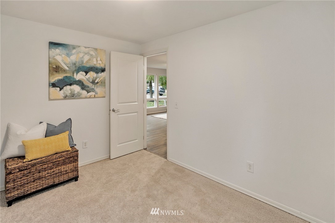 17624 Valley Cir Drive Bothell, WA 98012 - Photo 22 of 40 Gallery Image 22