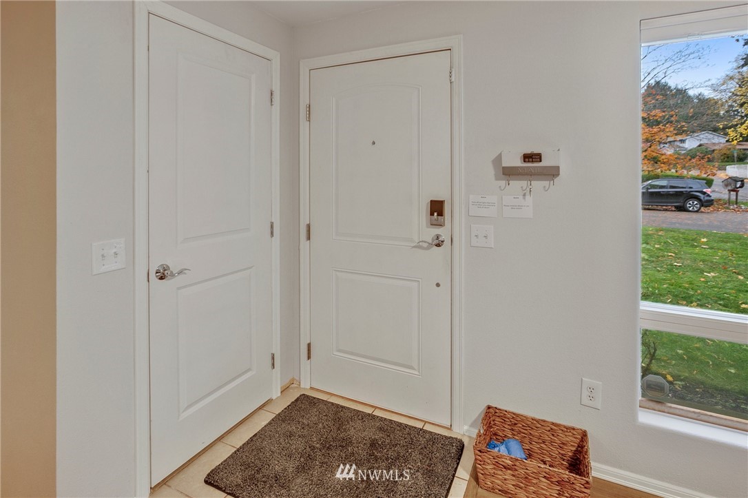 17624 Valley Cir Drive Bothell, WA 98012 - Photo 23 of 40 Gallery Image 23