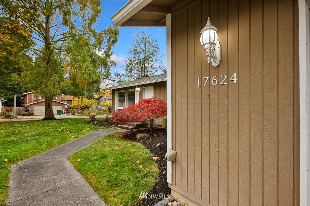 17624 Valley Cir Drive Bothell, WA 98012 - Photo 31 of 40 Gallery Image 31