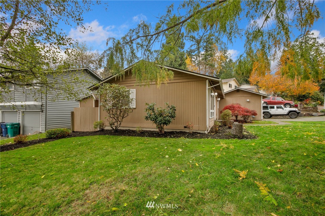 17624 Valley Cir Drive Bothell, WA 98012 - Photo 32 of 40 Gallery Image 32
