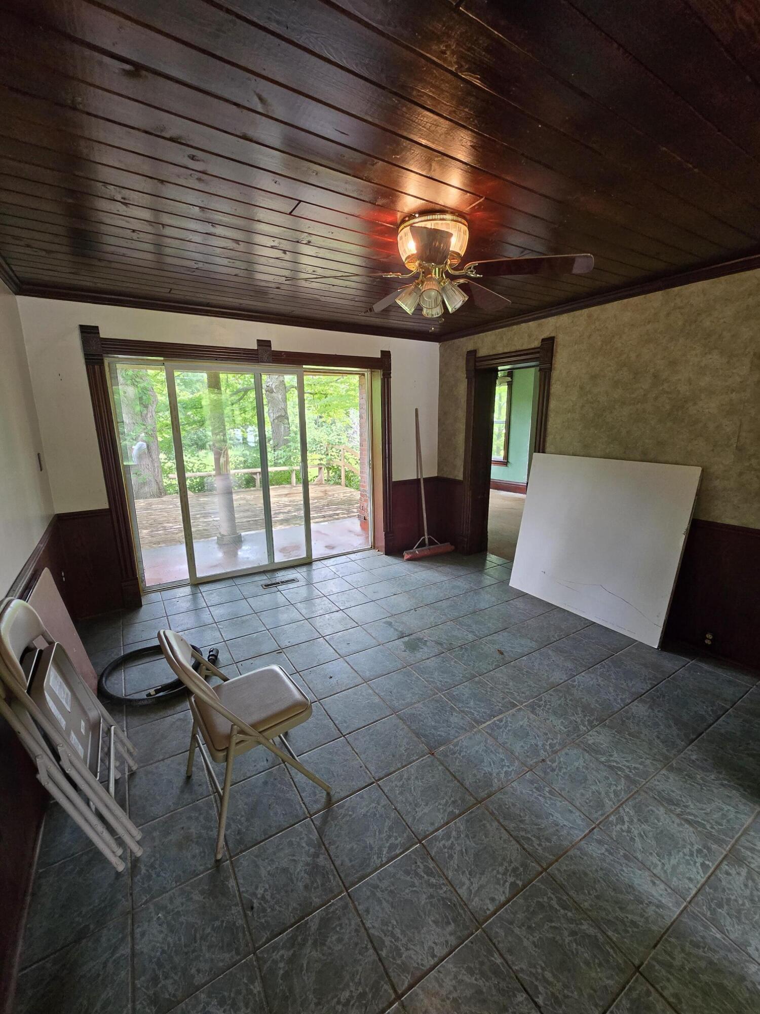 8733 South Cochran Road Charlotte, MI 48813 - Photo 25 of 30 20260624_131836