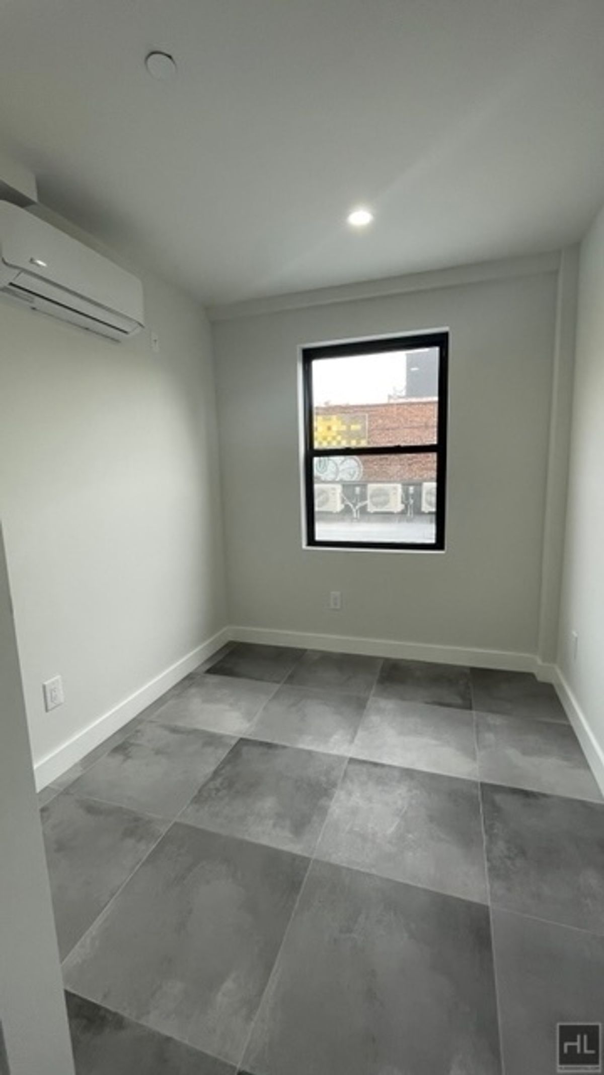 237 Utica Avenue, Unit 2R Brooklyn, NY 11213 - Photo 12 of 34 an empty room with a window