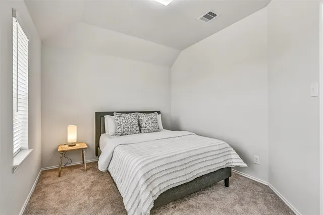 $365,000 | 352 Selah Court, Alvin, TX 77511