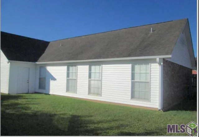 $233,000 | 712 Westwind Drive, Alexandria, LA 71303
