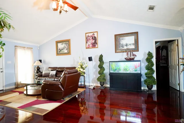 $233,000 | 712 Westwind Drive, Alexandria, LA 71303