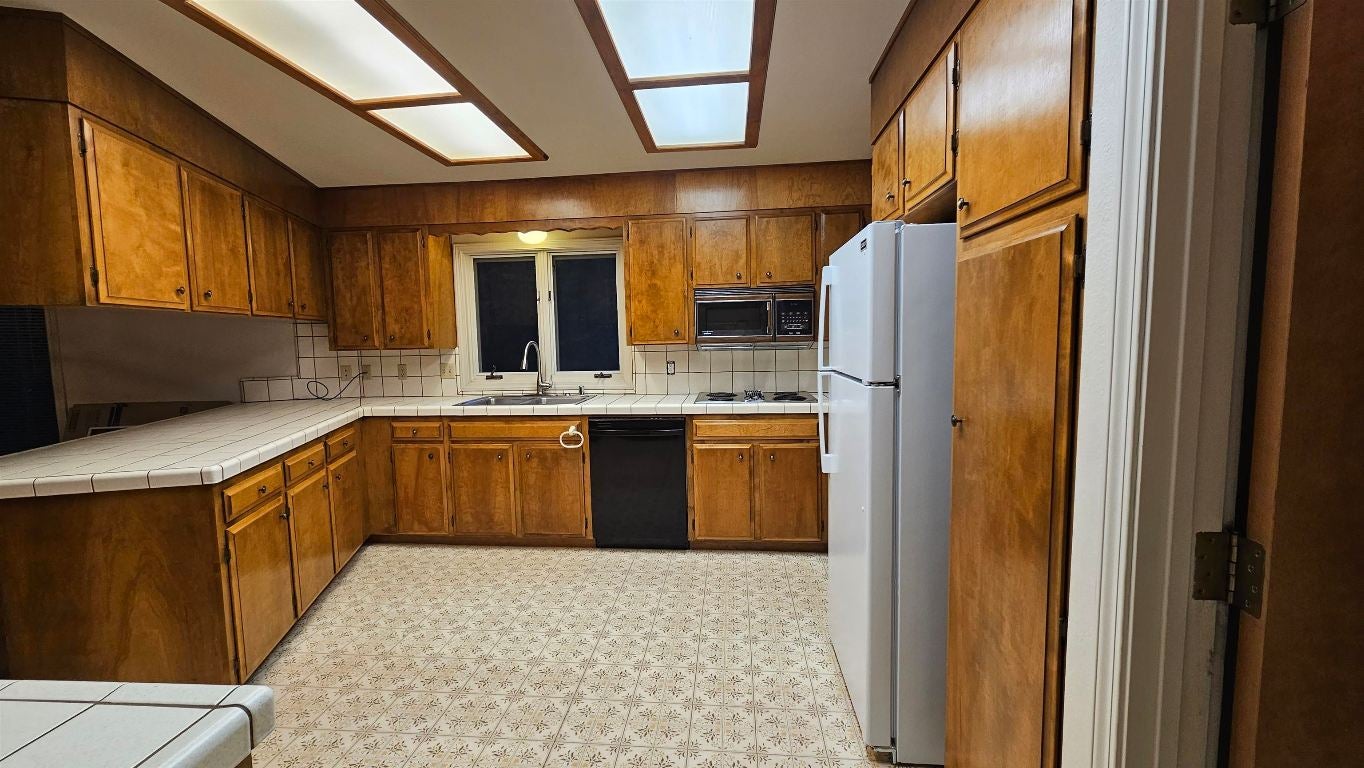 1025 Audubon Road Mount Shasta, CA 96067 - Photo 10 of 20 Gallery Image 10