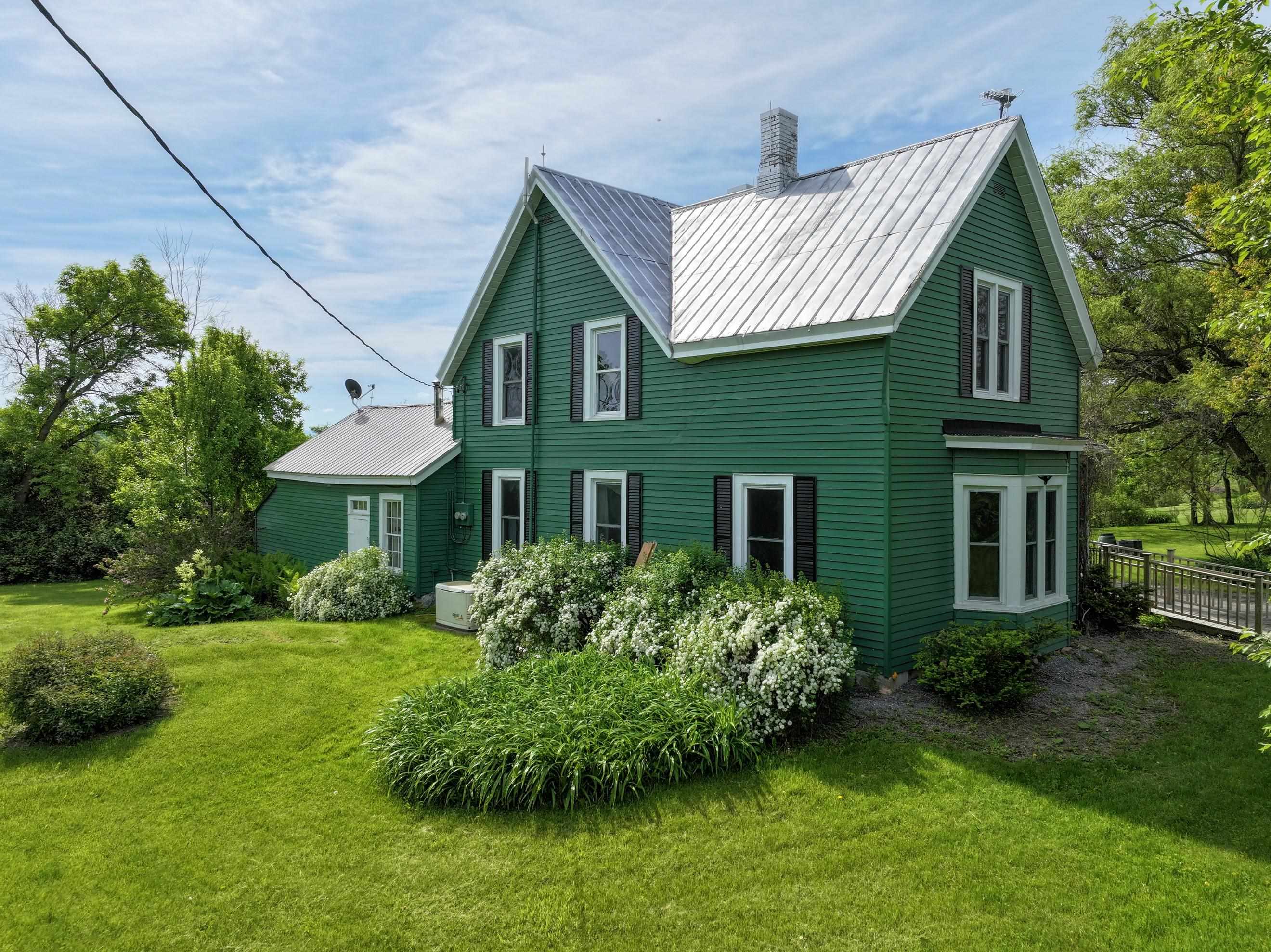 1703 Crown Point Road Bridport, VT 05734 - Photo 5 of 44