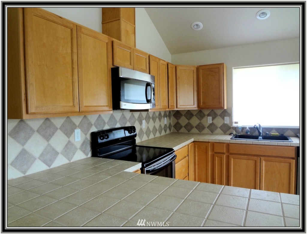 156 North Oar Loop Northwest Ocean Shores, WA 98569 - Photo 10 of 15