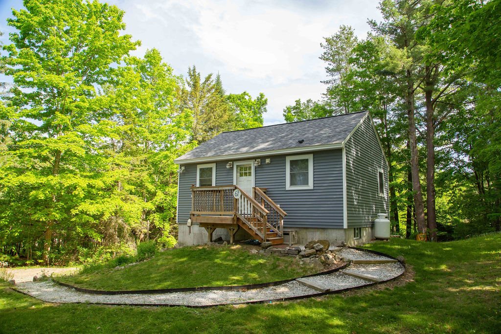 67 Grant Road Newmarket, NH 03857 - Photo 1 of 22 Gallery Image 1