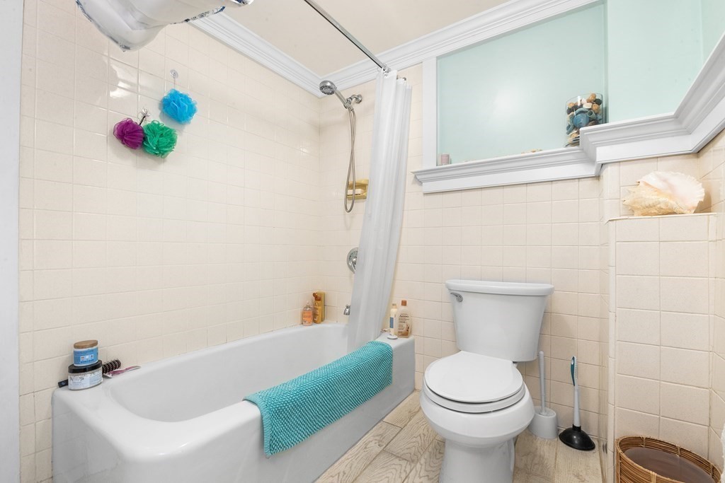 44 Cherry Street, Unit 2 Swampscott, MA 01907 - Photo 19 of 27