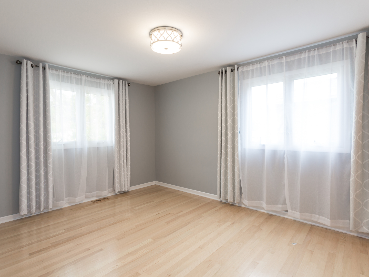 829 Pinehurst Lane Schaumburg, IL 60193 - Photo 24 of 45 a view of an empty room with a window