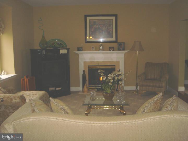 2 High Pointe Ridge Sicklerville, NJ 08081 - Photo 9 of 22 Family Room
