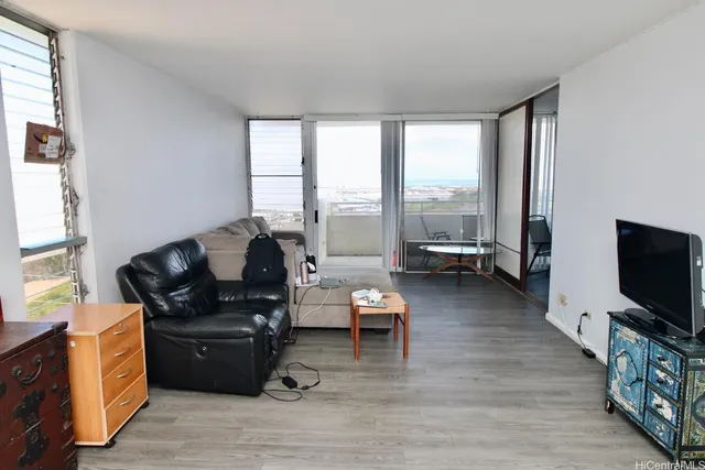 $469,000 | 1015 Ala Napunani Street, Unit 804, Honolulu, HI 96818