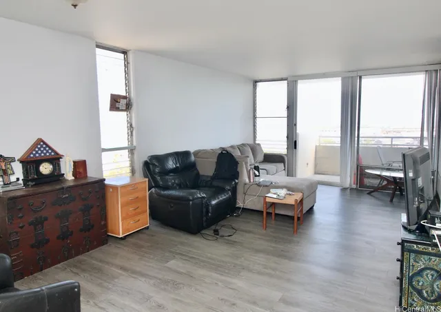 $469,000 | 1015 Ala Napunani Street, Unit 804, Honolulu, HI 96818