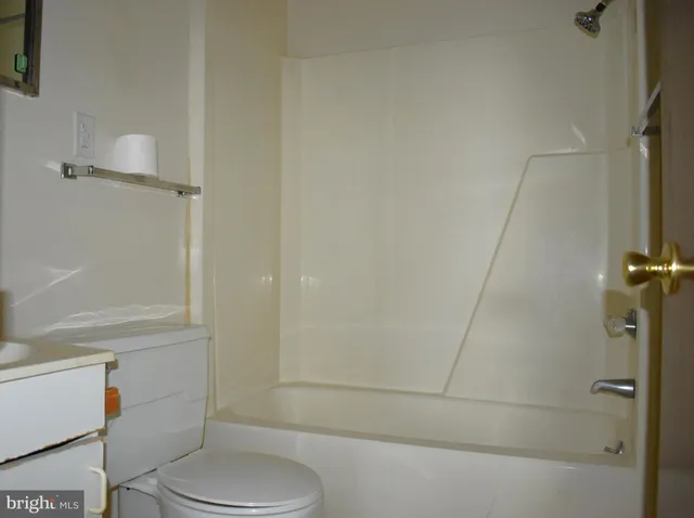 $800 | 5986 Broad Street, Mount Jackson, VA 22842