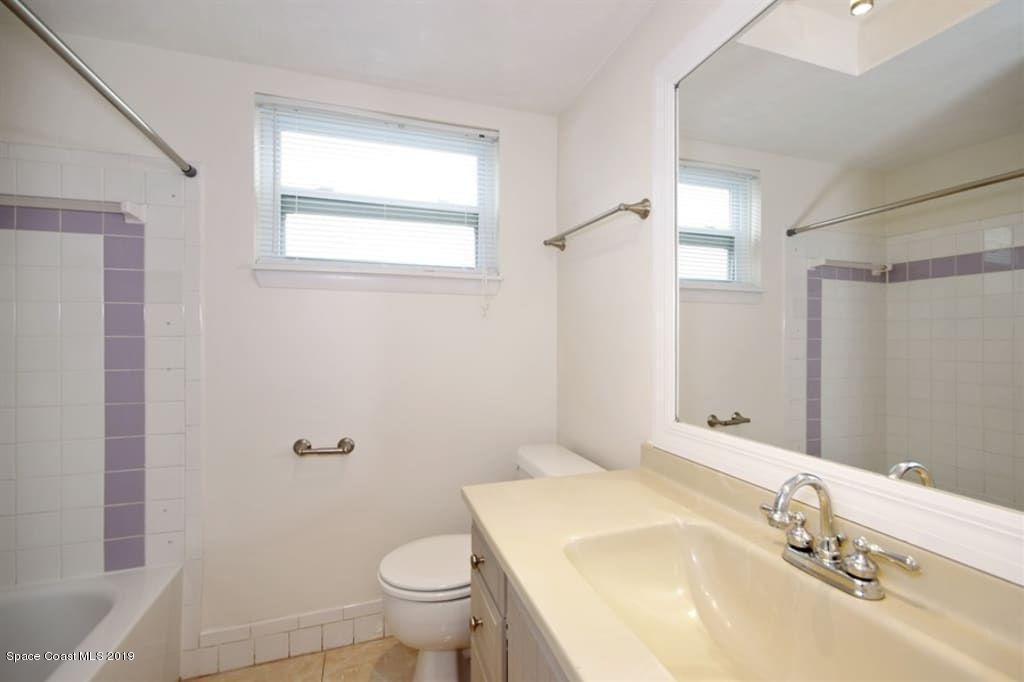 2156 Heath Road Melbourne, FL 32935 - Photo 8 of 17 bath 2