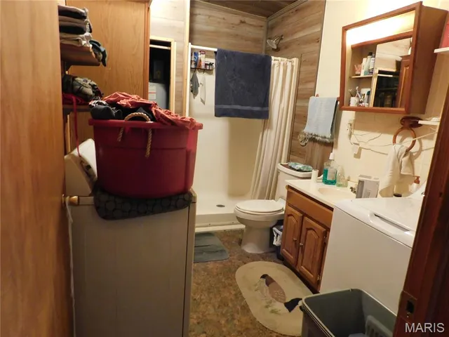 $1 | 210 Main Street, Mendon, MO 64660