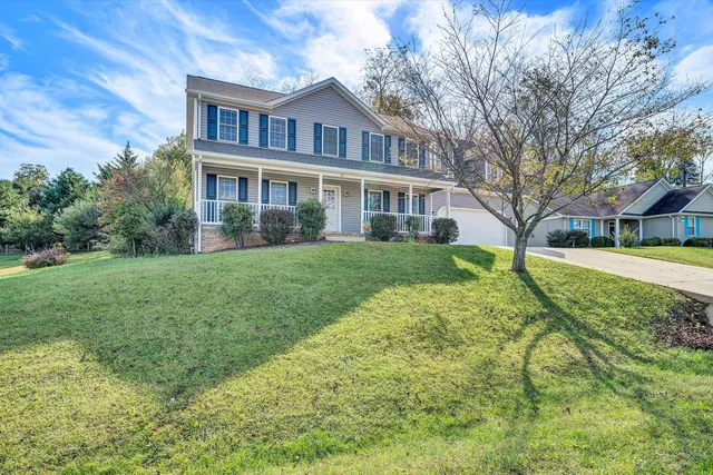 $459,000 | 271 New Cameron Drive, Lexington, VA 24450