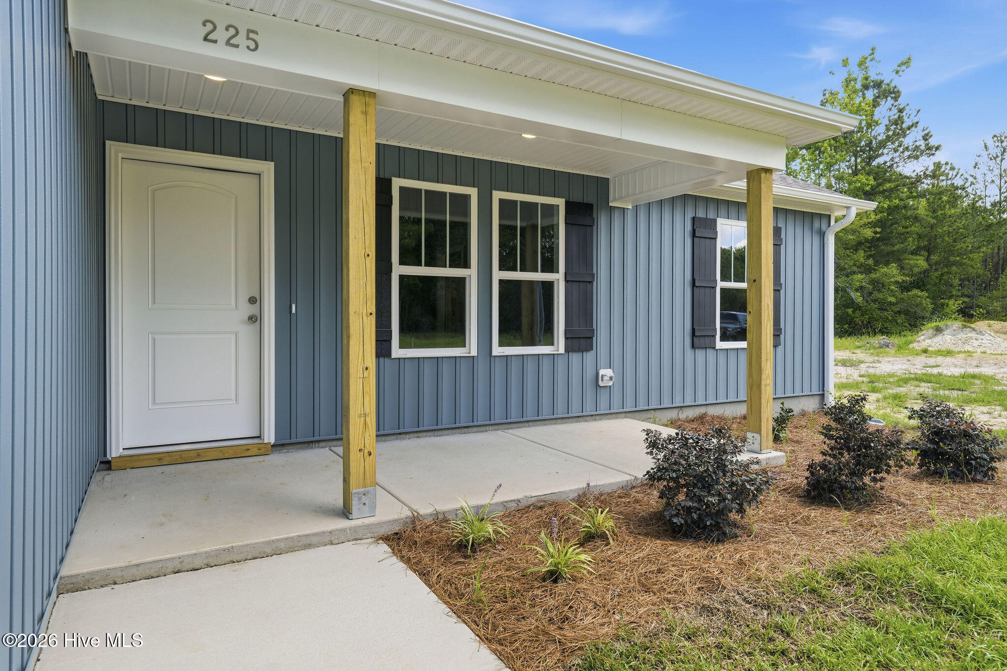 225 Montague Road Currie, NC 28435 - Photo 2 of 42 Front Porch