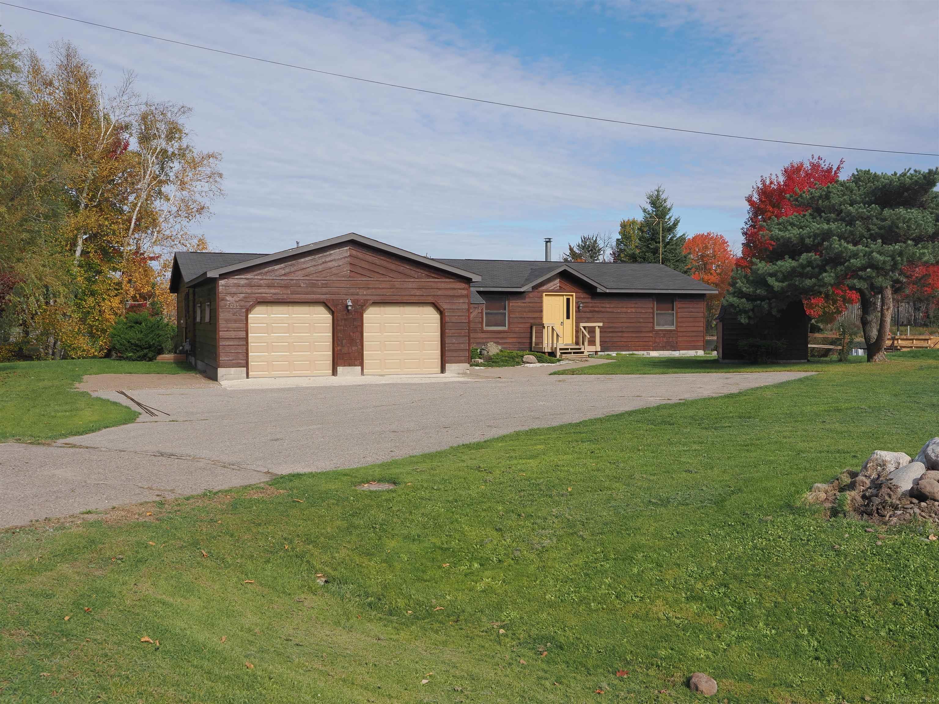 2039 South Riverside Drive Sault Ste. Marie, MI 49783 - Photo 5 of 75