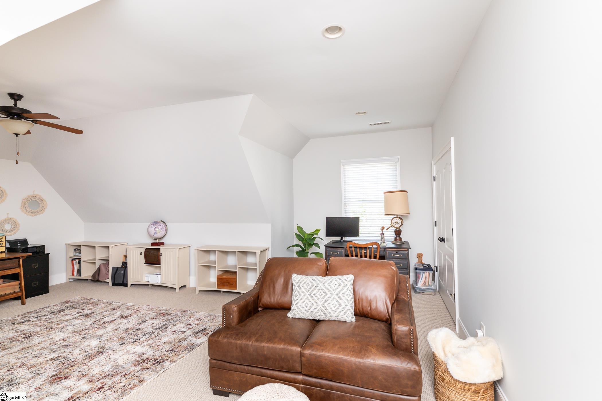 29 Gossamer Place Greenville, SC 29607 - Photo 35 of 42 Gallery Image 35