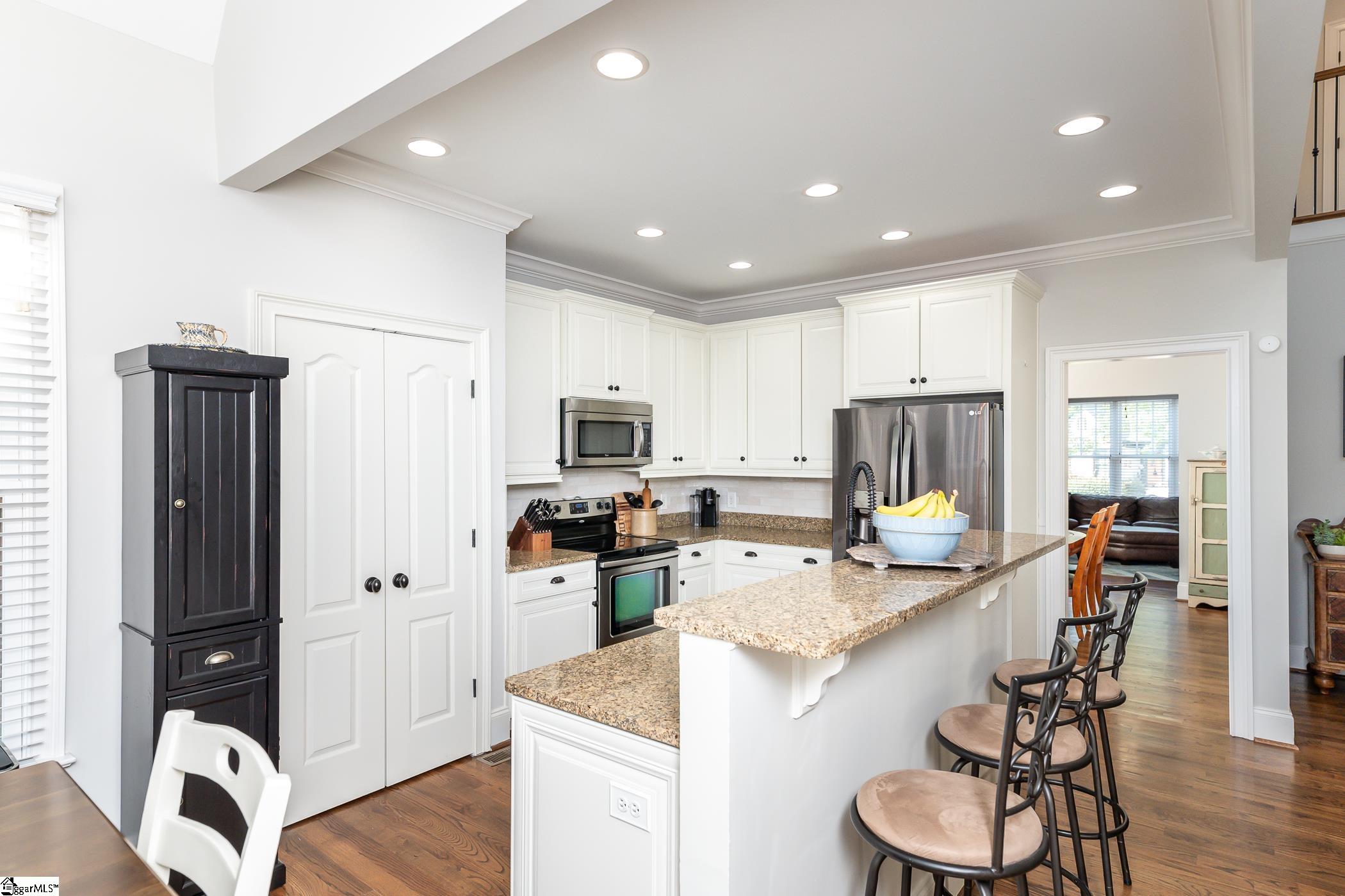29 Gossamer Place Greenville, SC 29607 - Photo 10 of 42 Gallery Image 10