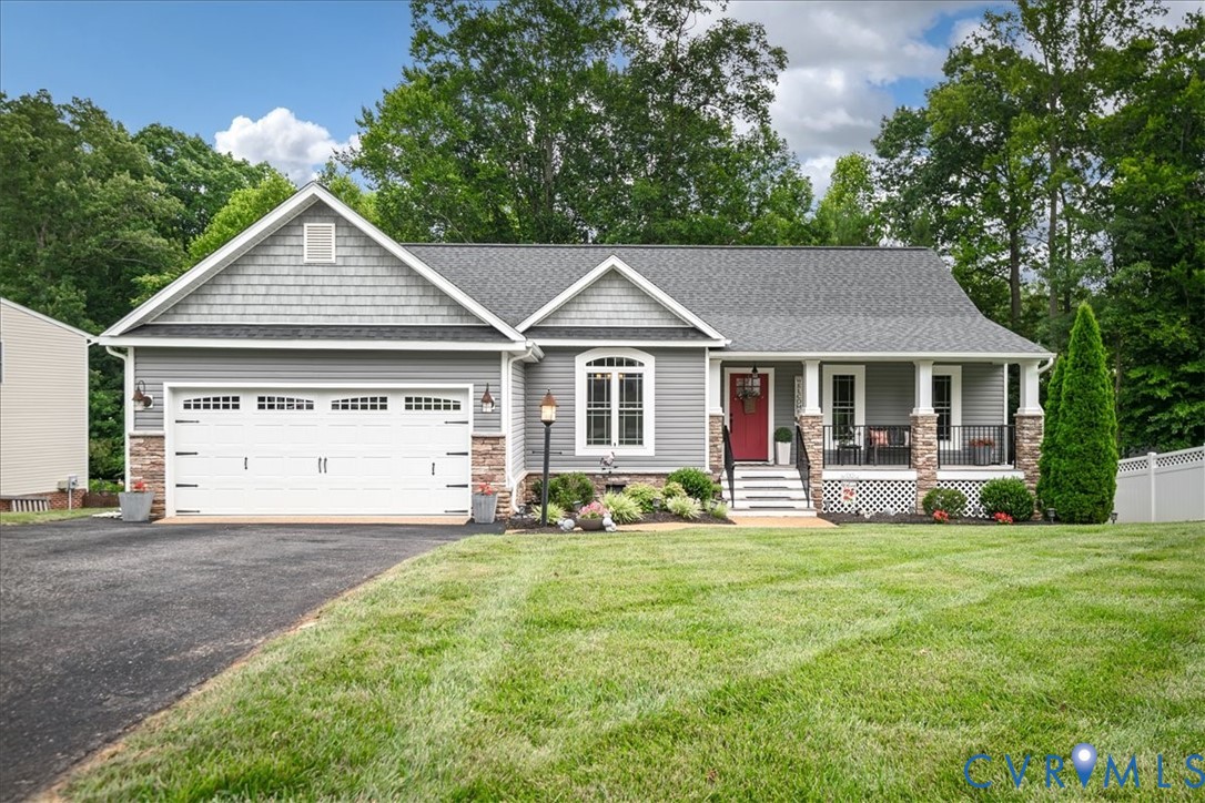 3109 Barnack Road Midlothian, VA 23112 - Photo 3 of 48 Gallery Image 3