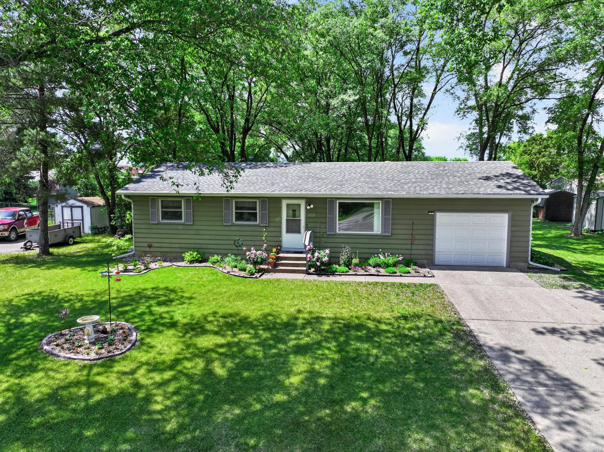 1808 East Golf Course Road Northeast Alexandria, MN 56308 - Photo 4 of 55