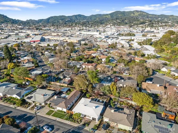 $1,250,000 | 42 Billou Street, San Rafael, CA 94901