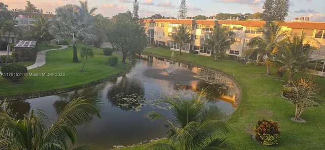 $100,000 | 4805 Northwest 35th Street, Unit 610, Lauderdale Lakes, FL 33319