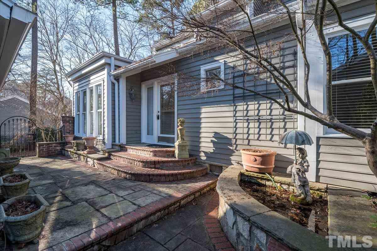 2201 Landings Way Raleigh, NC 27615 - Photo 3 of 27