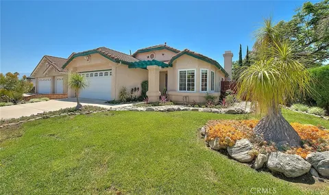 $599,950 | 436 Roosevelt Street, Corona, CA 92879
