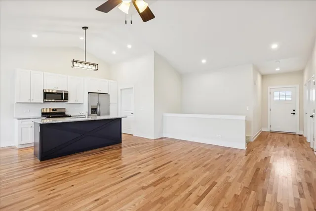 $2,195 | 935 Partridge Circle, Marengo, IL 60152