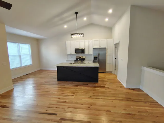 $2,195 | 935 Partridge Circle, Marengo, IL 60152