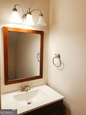 $1,700 | 1819 Cumberland Valley Place Southeast, Smyrna, GA 30080