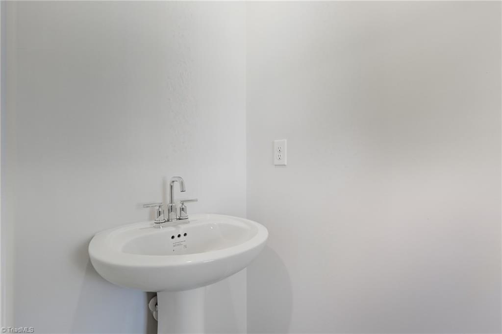 127 Plumtree Court King, NC 27021 - Photo 24 of 30