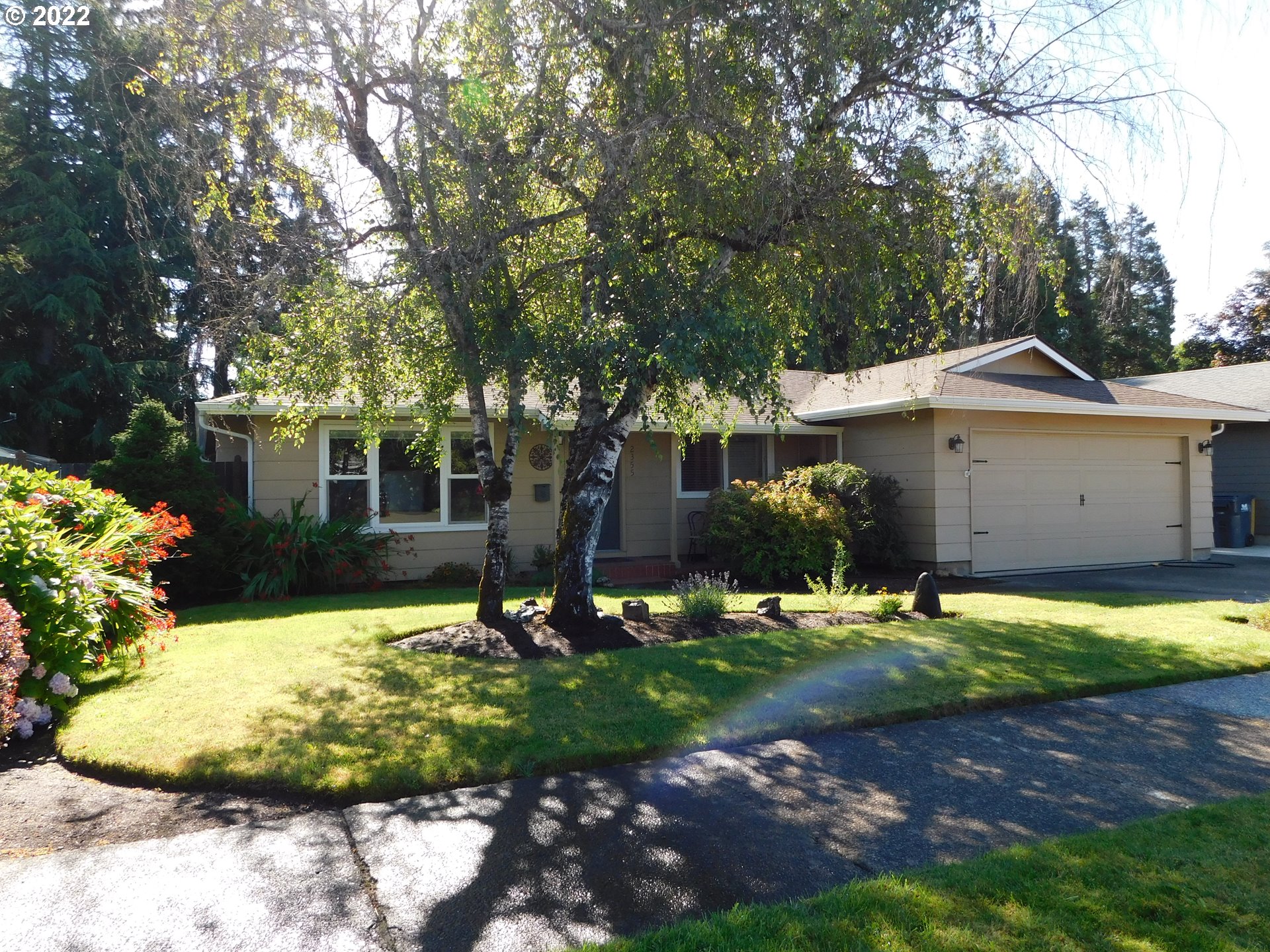 2355 Don Street Springfield, OR 97477 - Photo 4 of 25