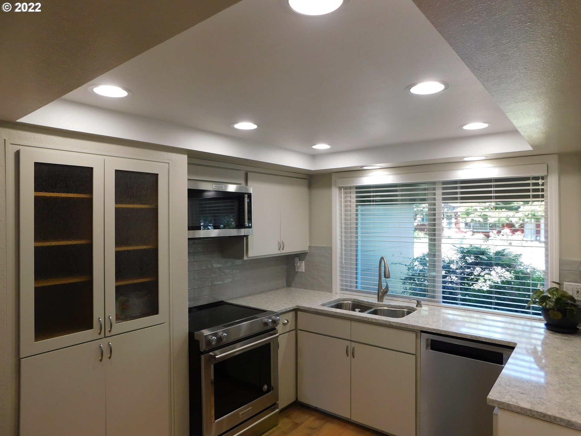 2355 Don Street Springfield, OR 97477 - Photo 9 of 25