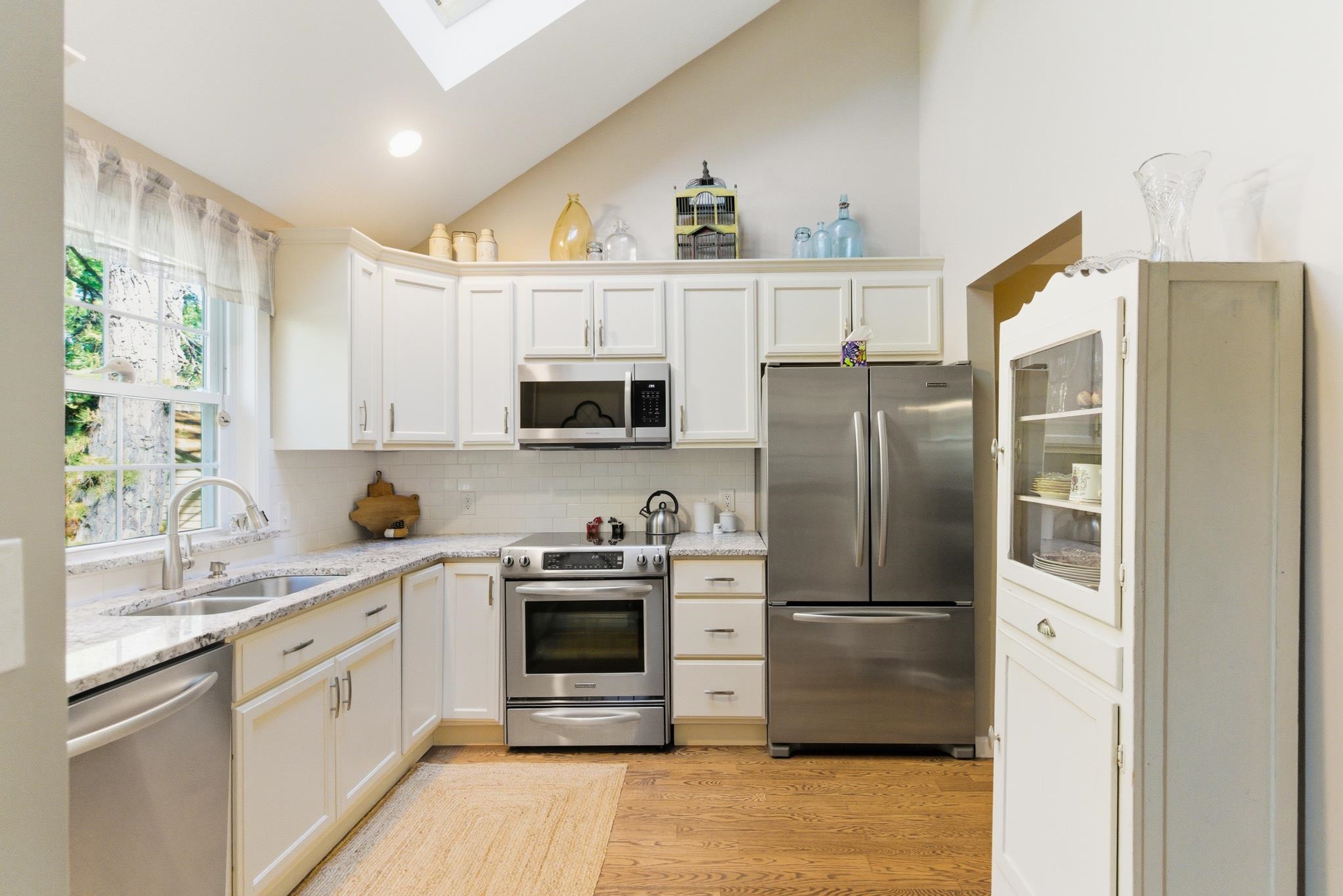 1465 Hooksett Road, Unit 298 Hooksett, NH 03106 - Photo 7 of 44