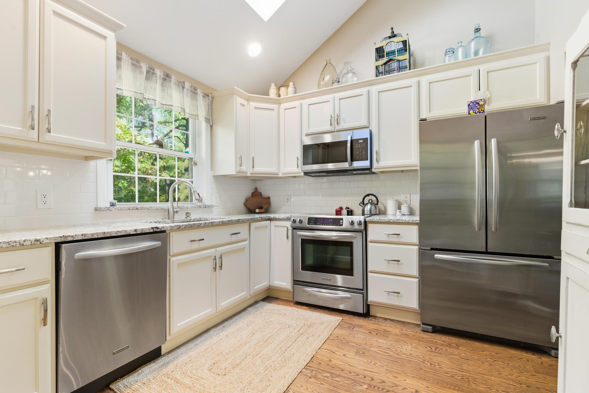 1465 Hooksett Road, Unit 298 Hooksett, NH 03106 - Photo 9 of 44