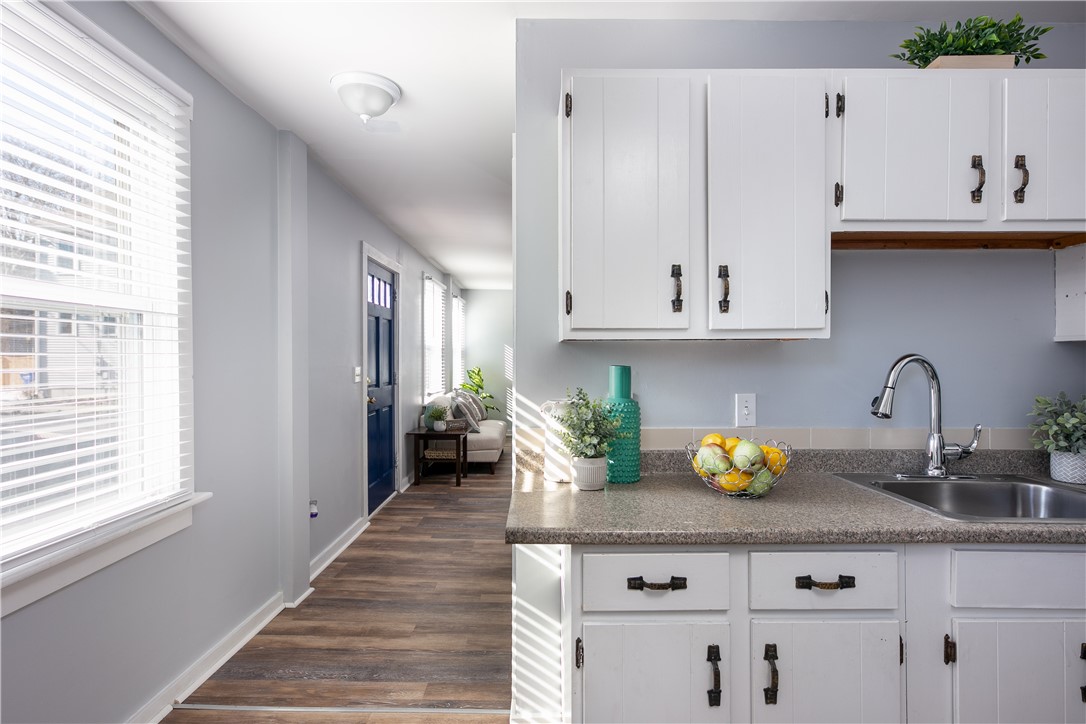 44 Warner Street Newport, RI 02840 - Photo 9 of 50
