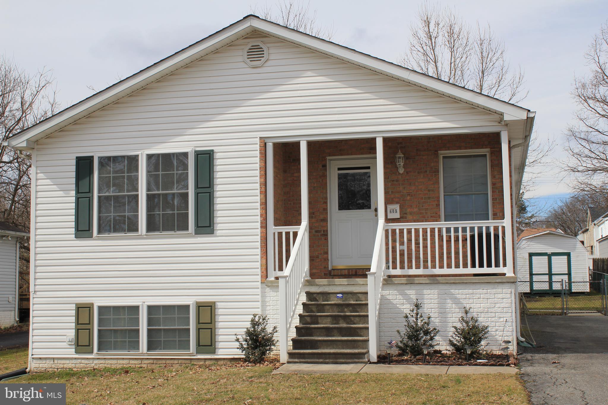 608 George Avenue Baltimore, MD 21221 - Photo 1 of 27 Gallery Image 1