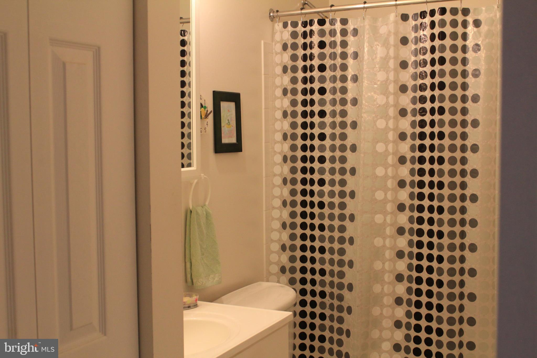 608 George Avenue Baltimore, MD 21221 - Photo 12 of 27 Gallery Image 12