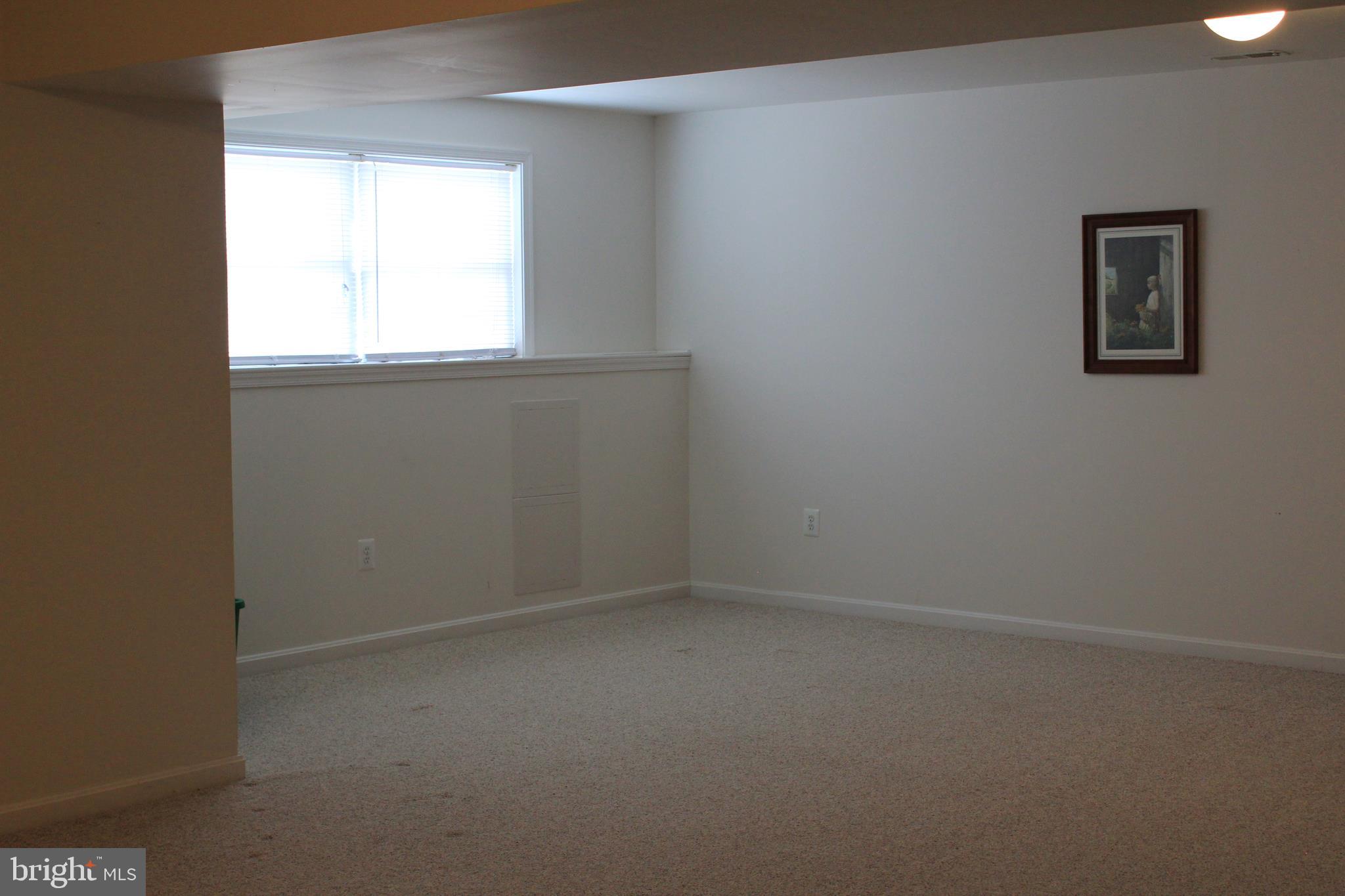608 George Avenue Baltimore, MD 21221 - Photo 16 of 27 Gallery Image 16