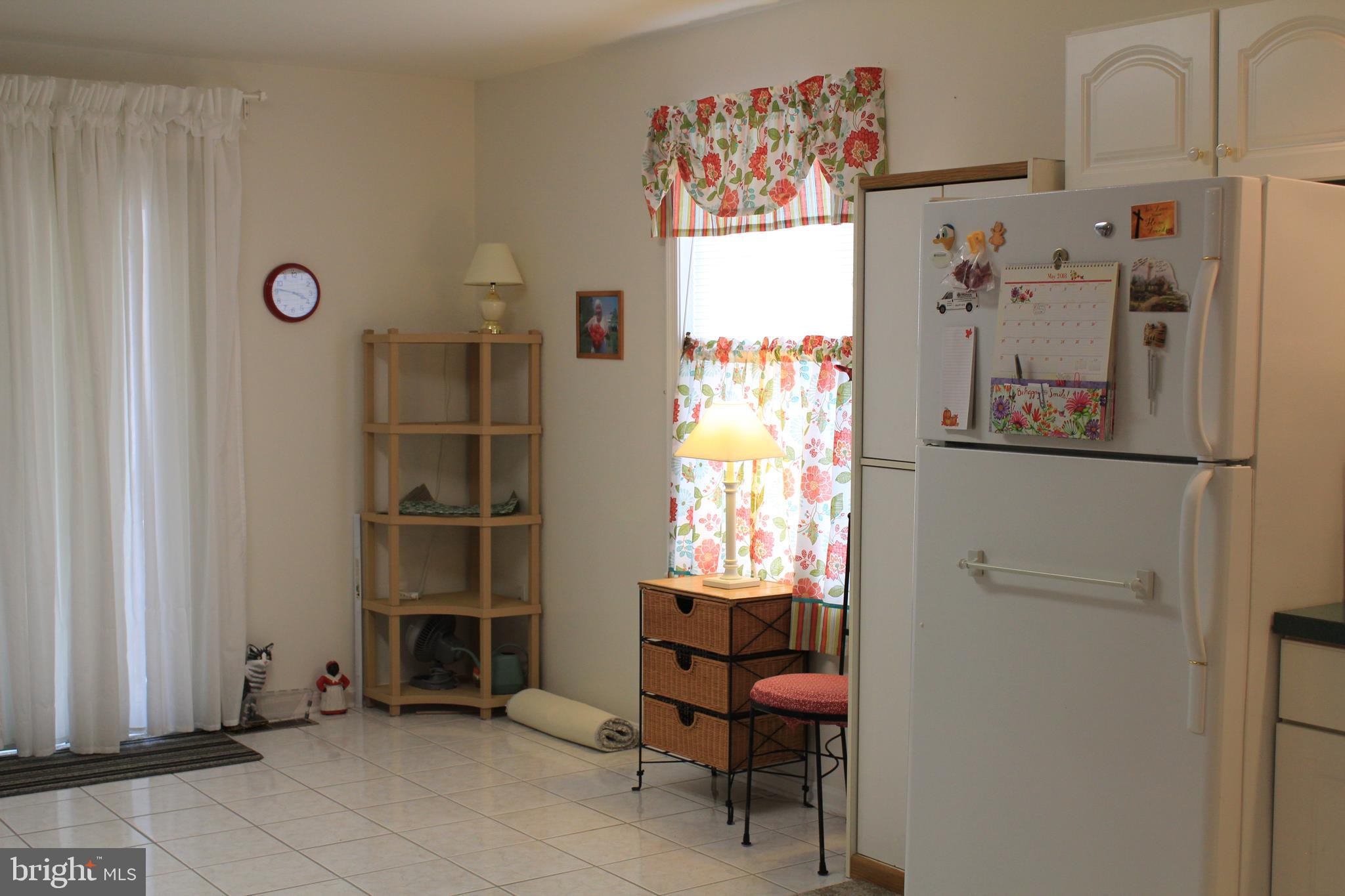 608 George Avenue Baltimore, MD 21221 - Photo 3 of 27 Gallery Image 3