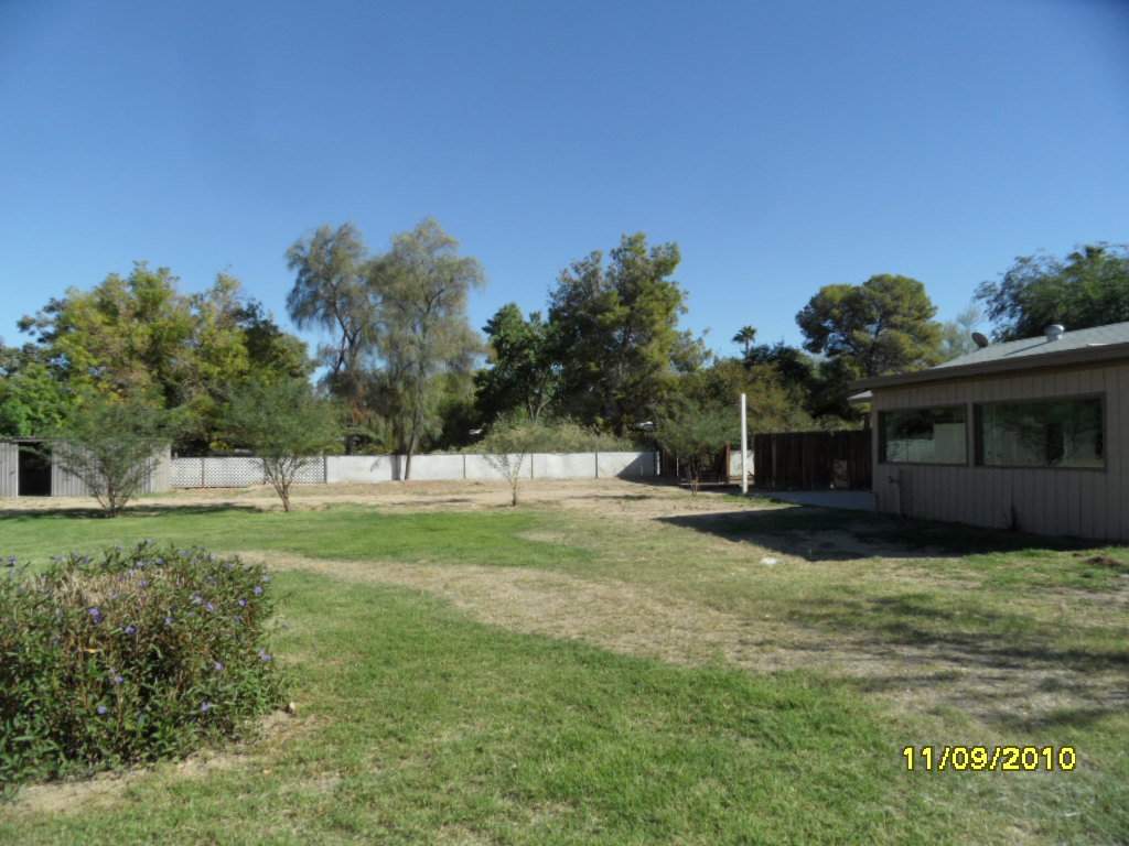 3702 East Vineyard Road Phoenix, AZ 85042 - Photo 15 of 18 3702 E VINEYARD RD