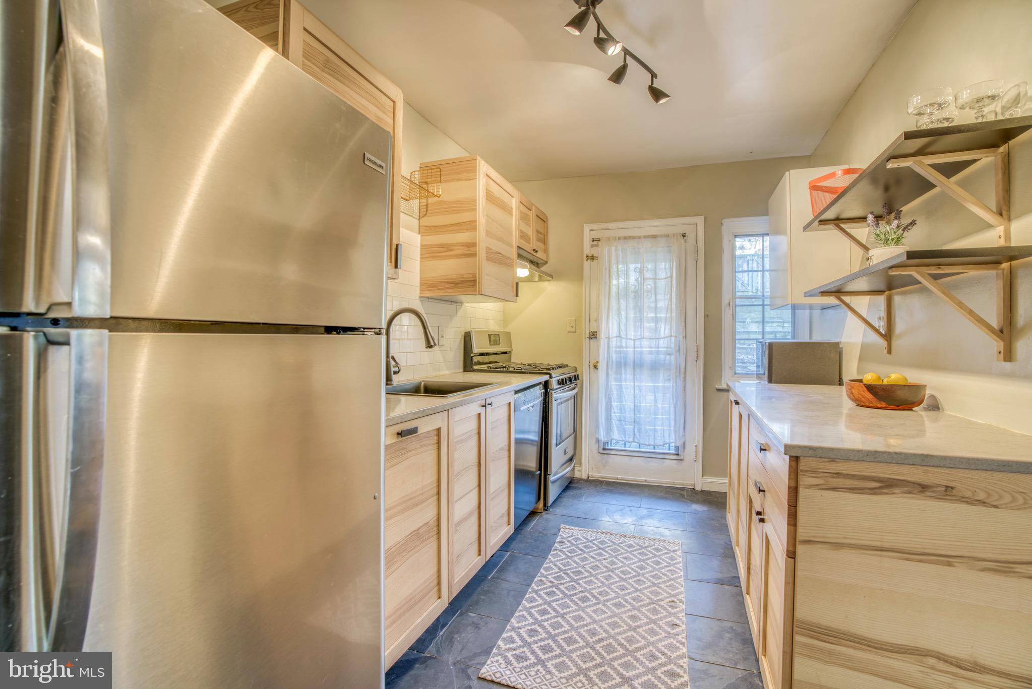 4003 Deepwood Road Baltimore, MD 21218 - Photo 18 of 52
