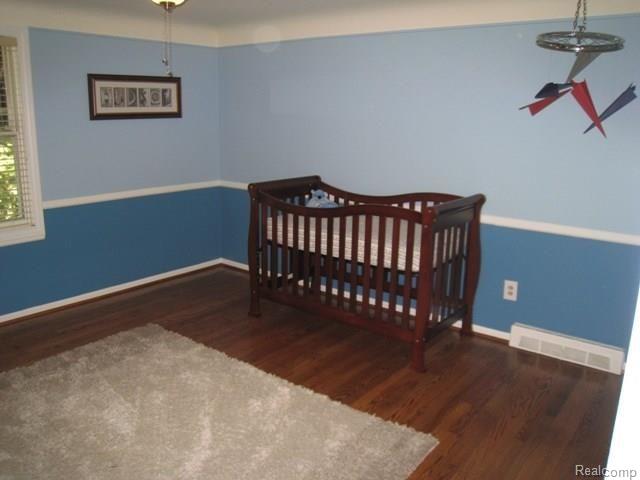 85 Lothrop Road Grosse Pointe, MI 48236 - Photo 14 of 23 Bedroom 3