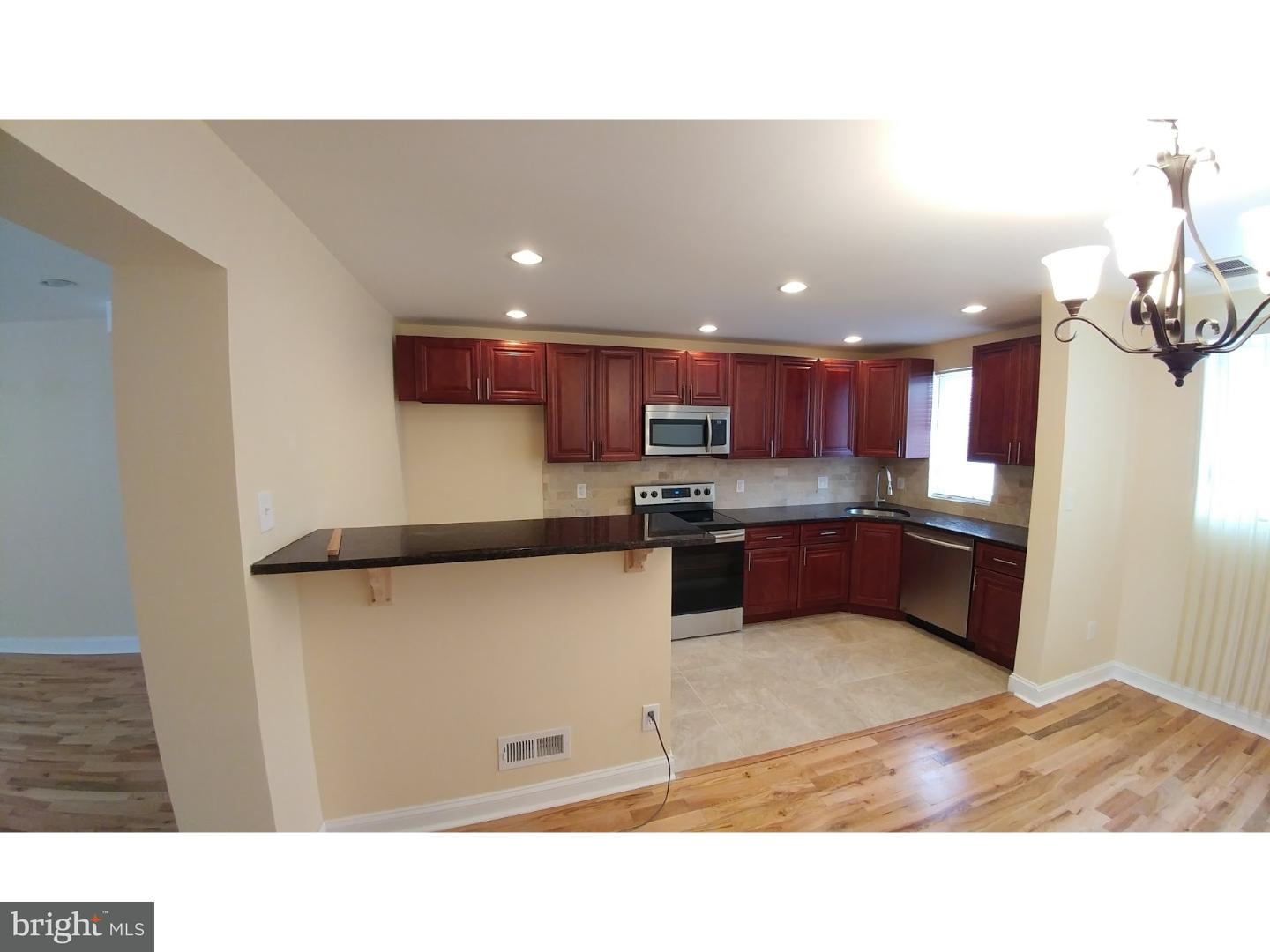 8335 Temple Road Philadelphia, PA 19150 - Photo 4 of 15 Gallery Image 4