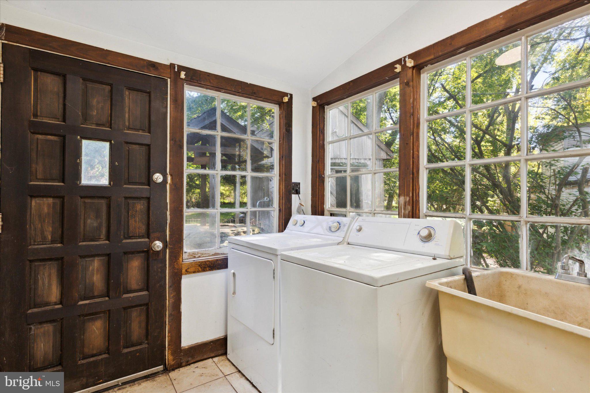 924 Sheep Hill Road Pottstown, PA 19465 - Photo 8 of 30 Gallery Image 8